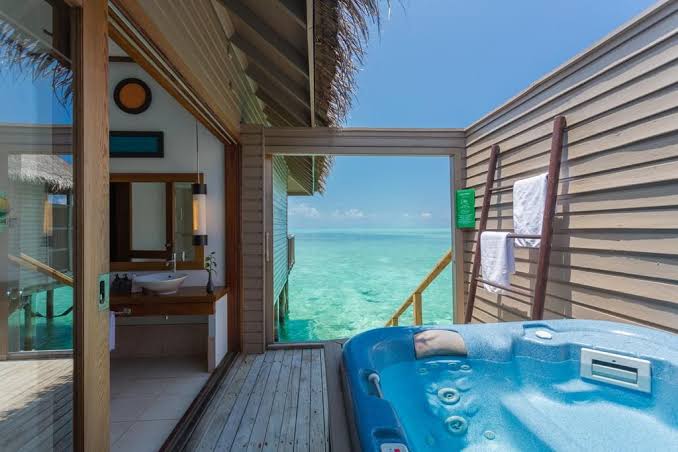 The Enchanting Meeru Island Resort and Spa: A Tropical Paradise Reimagined