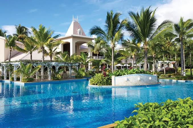 Paradise Perfected: Sugar Beach Unveils Suite of New Services to Redefine Luxury Travel
